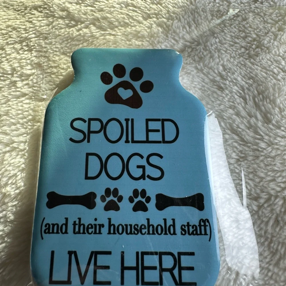 Magnet Set of 2 for Dog Lovers Adorable Kitchen Magnet Fridge or Anywhere NWT